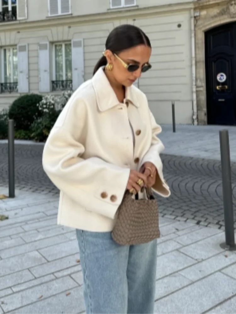 Gabriella | Coat Short Wool From Taglio Squadrato Jacket