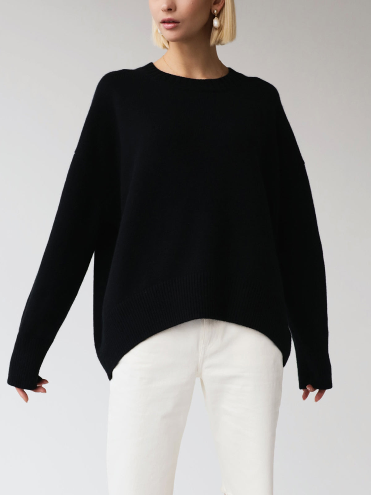 Virginia | Knit Oversized Sweater with Girocollo