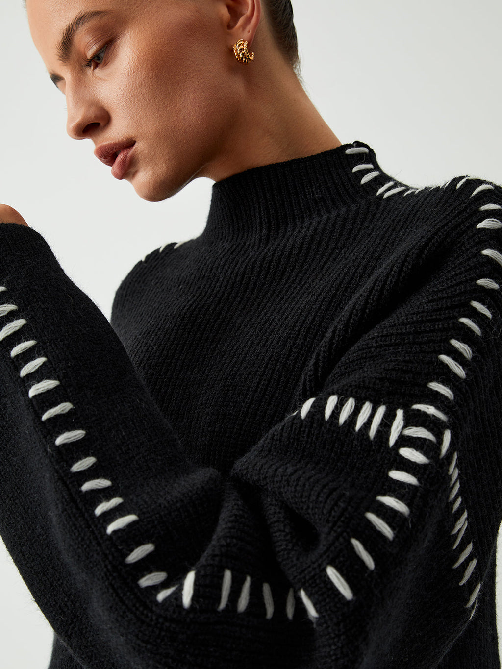 Ada | Oversized Sweater with Neck Mock Neck
