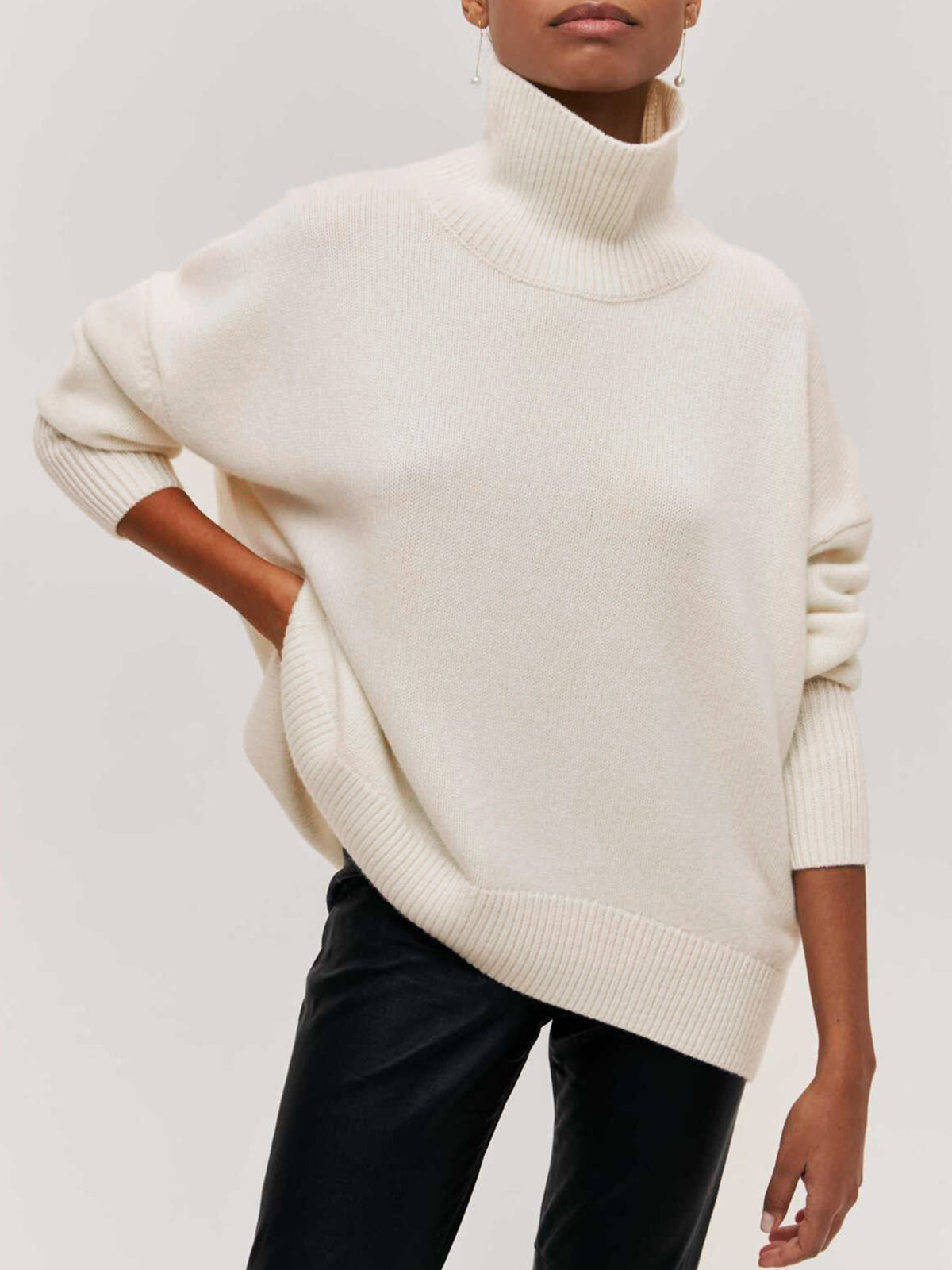 Giuditta | Oversized Sweater with Turtleneck