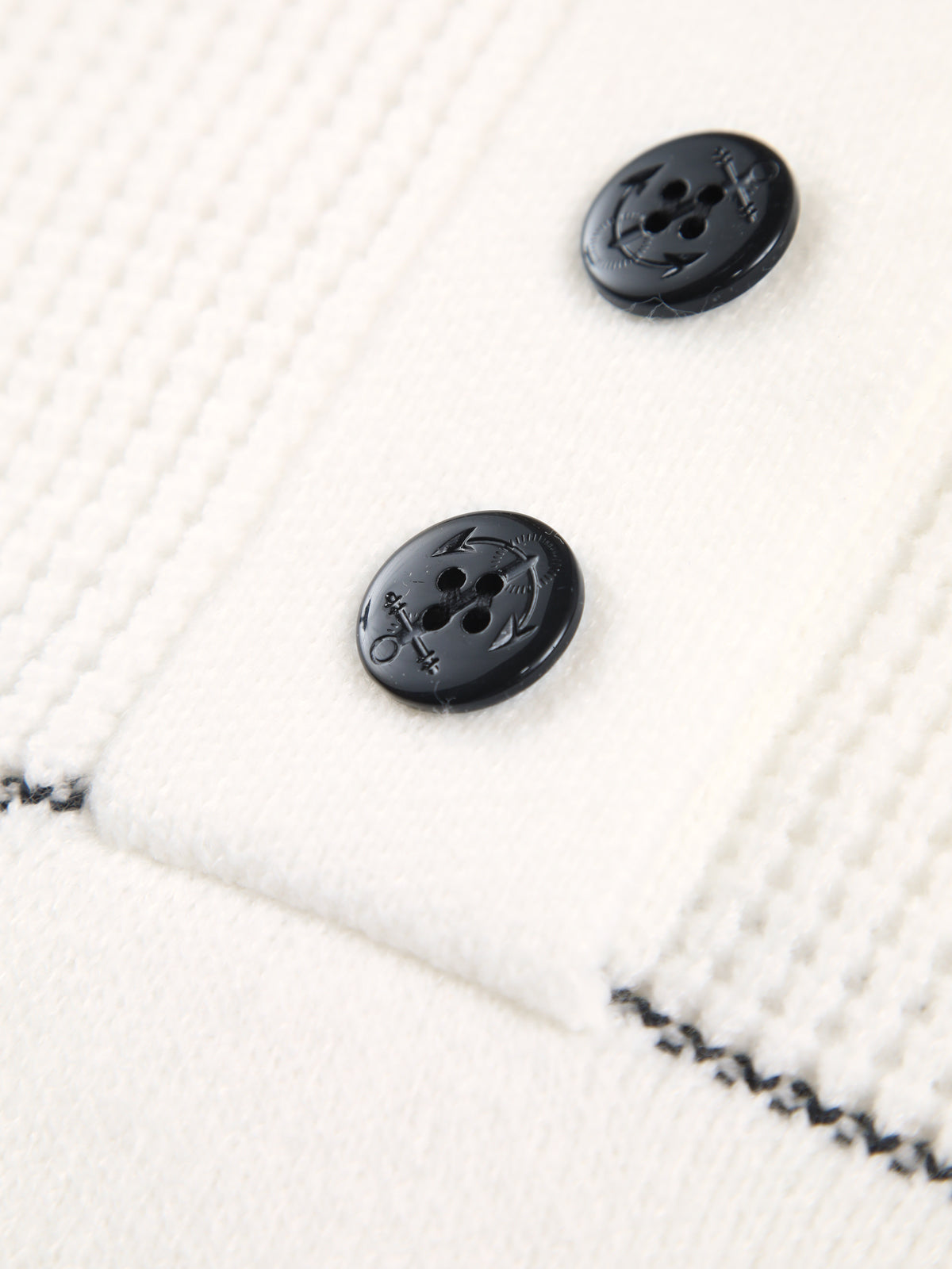 Celestina | Knit Pullover with Neck Abbottonato