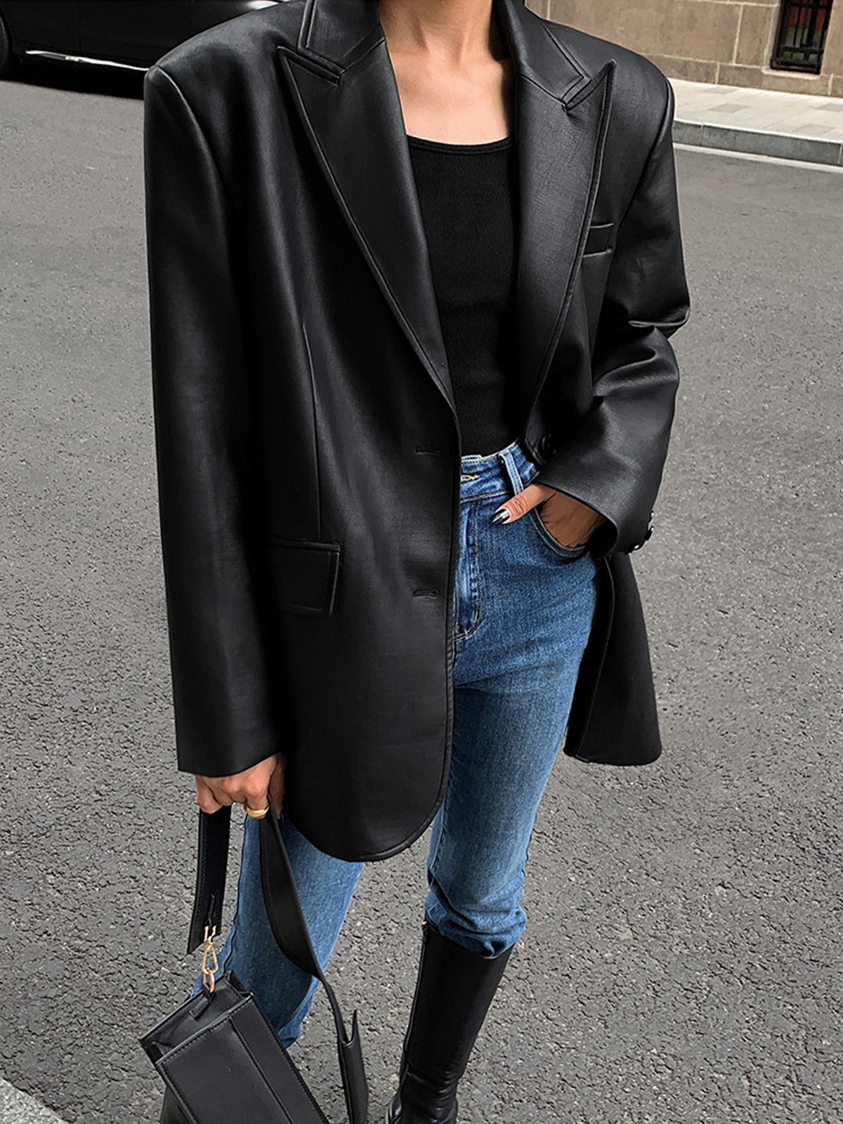 Venera | Oversized Faux Leather Blazer with Lapel