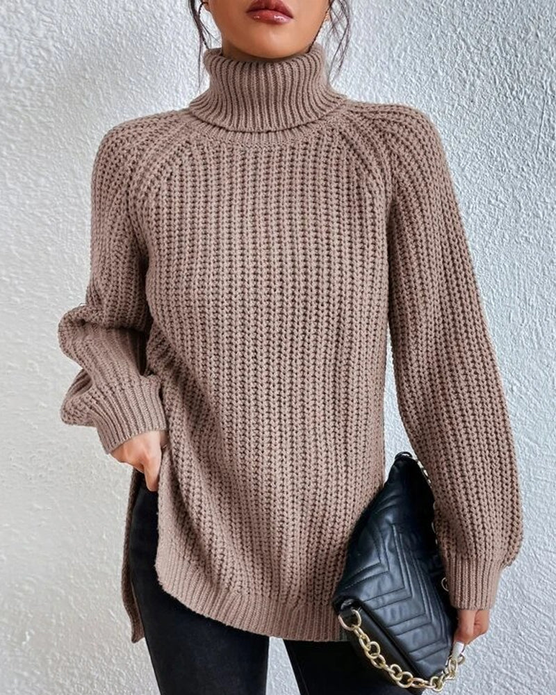 Liliana | Classic Ribbed Turtleneck Sweater