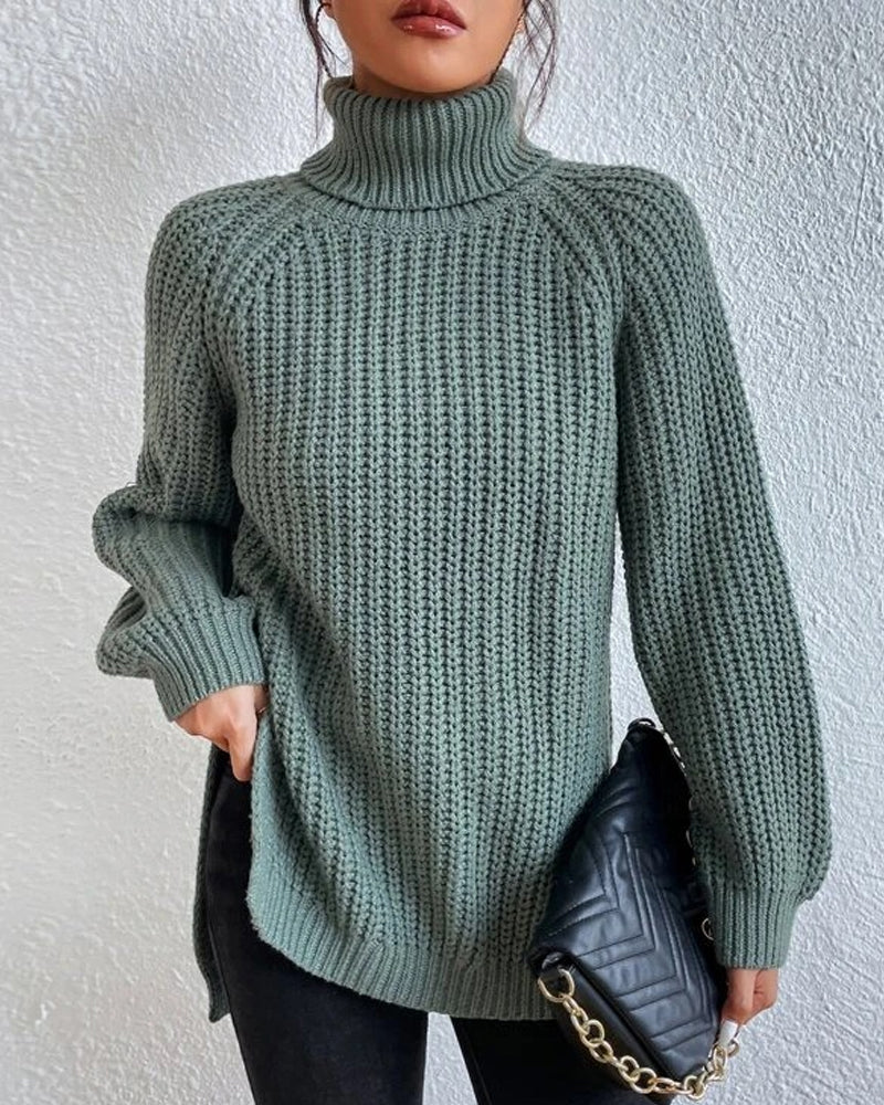 Liliana | Classic Ribbed Sweater with Turtleneck