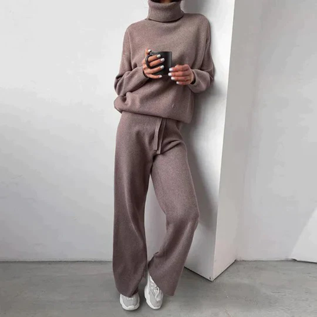 Rachele | Two-Piece Elegant Set & Comfortable for Women