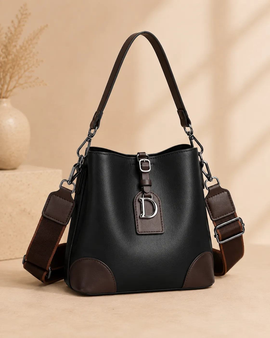 Elena | Bucket Convertibile Bag with Shoulder