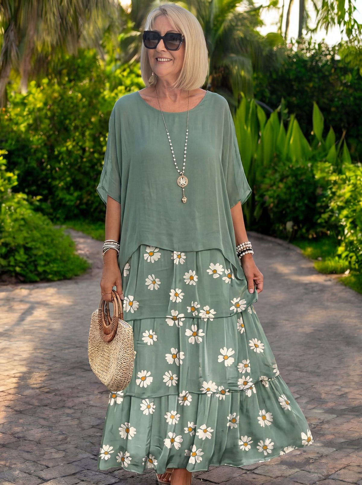 Lara – Long Elegant Dress & Airy