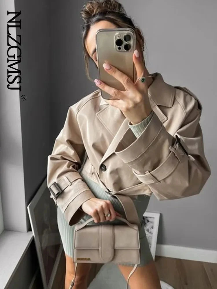 Sperandia | Short Trench Coat with Waist Belt