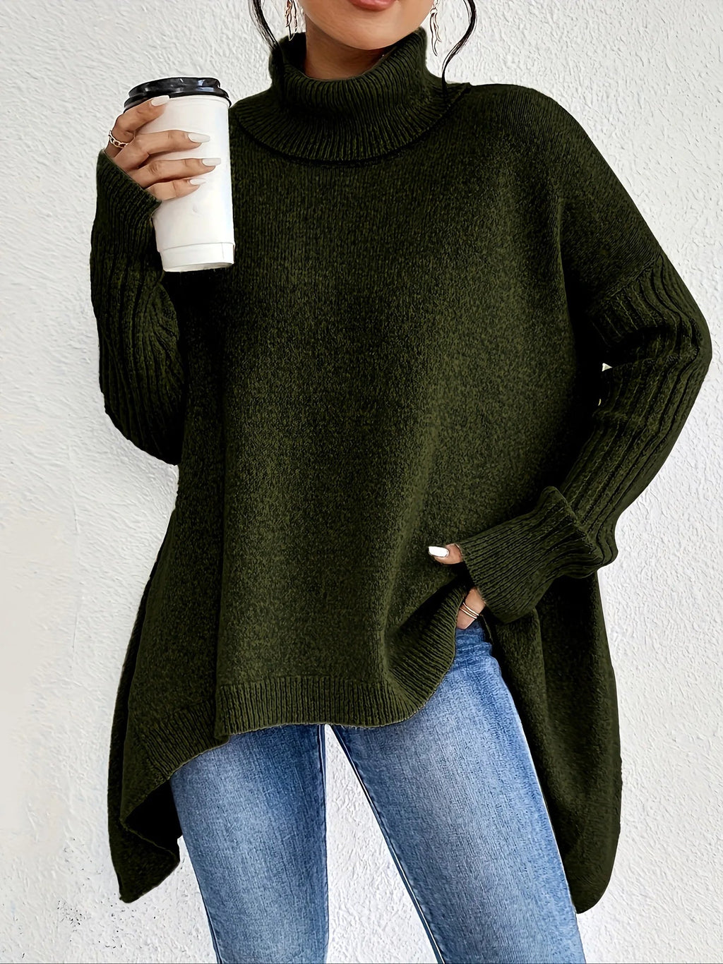 Stefania | Oversized in Cashmere Sweater with Turtleneck