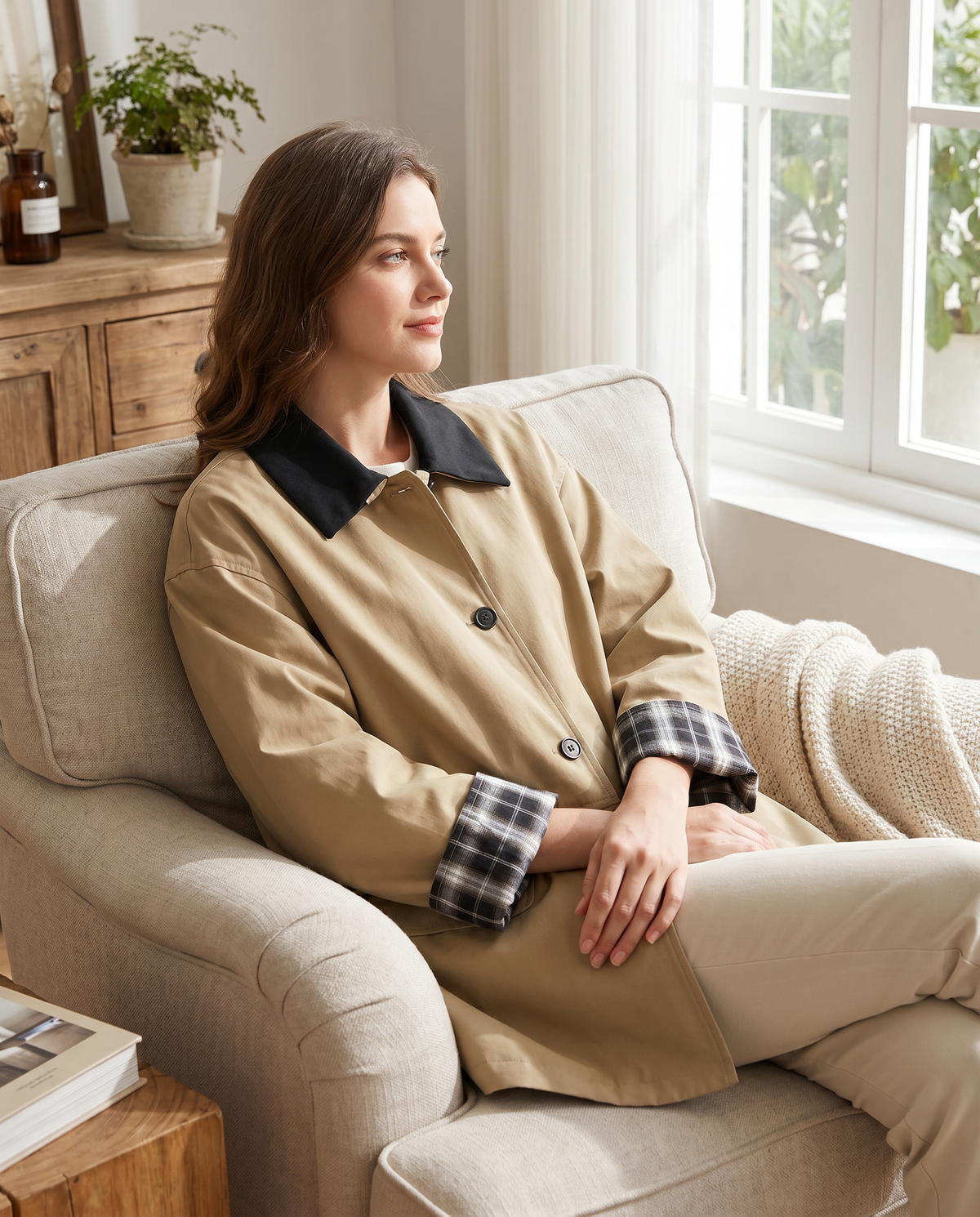 Zelinda | Button Jacket with Contrast Trim