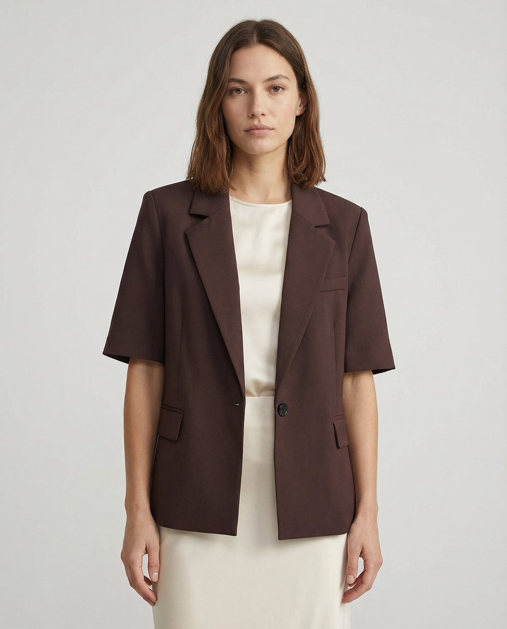Tilde | Chic Essential Office Blazer with Short Sleeves