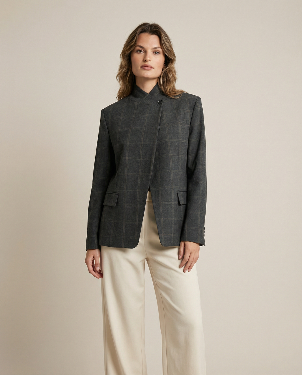 Pia | Oversized Checked Blazer with Shoulders Strutturate & Fit Tailored Moderna