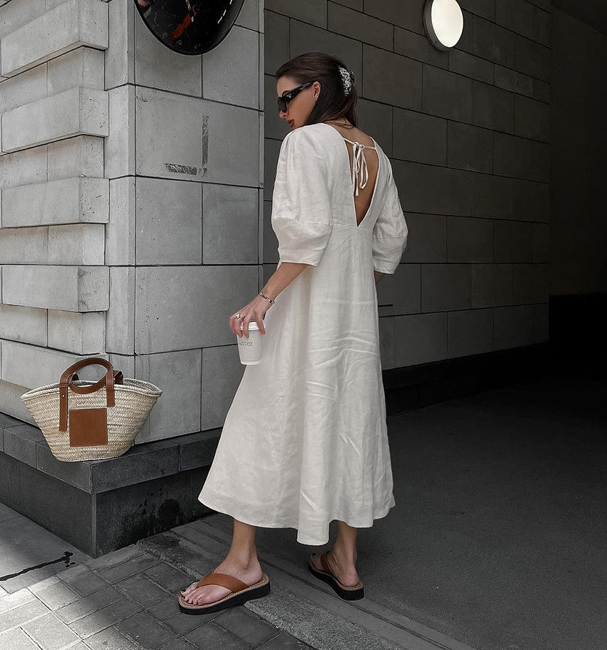 Amaranta | Linen & Cotton Dress with V-Neck & Open Back