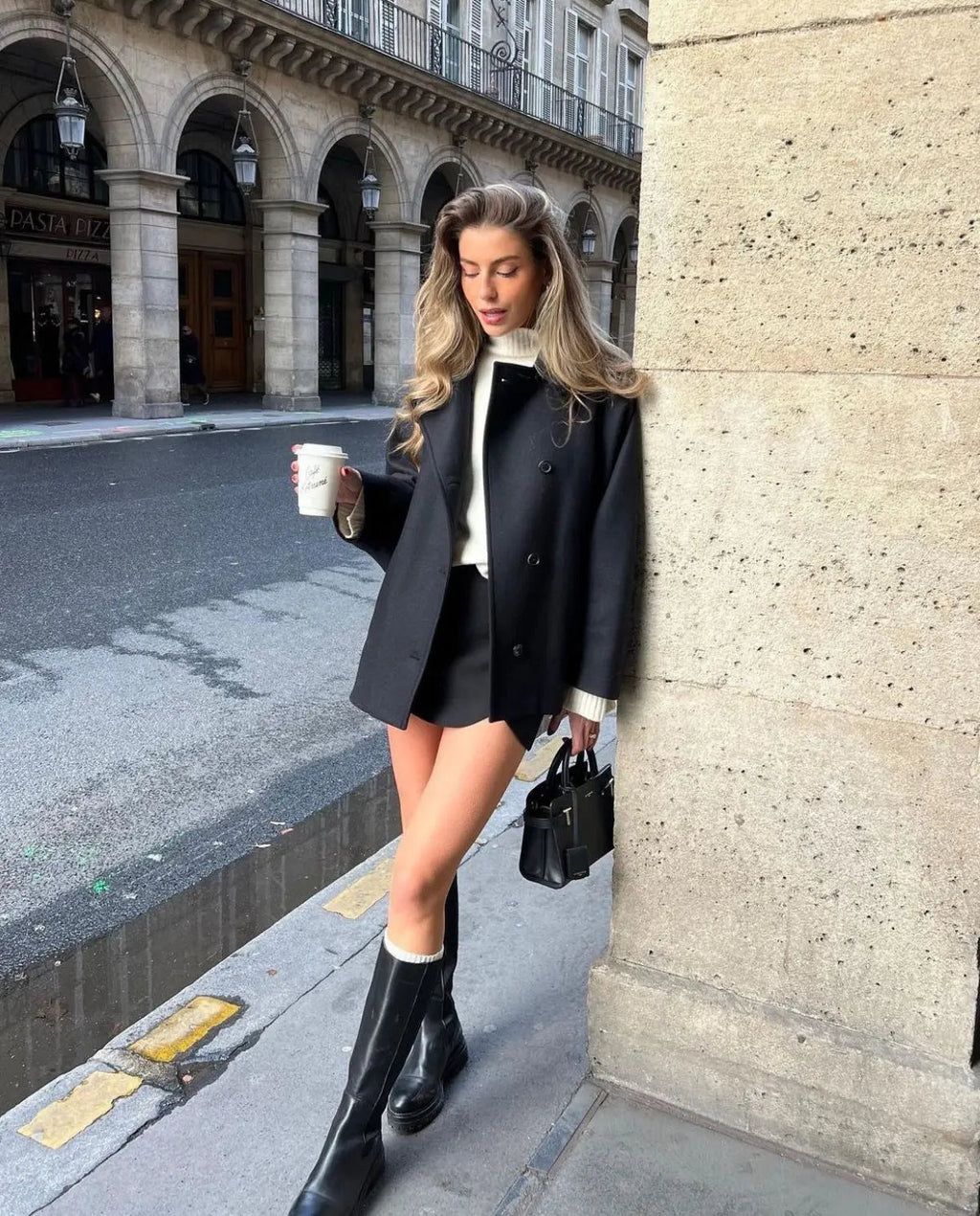 Venturina | Short Elegant Coat