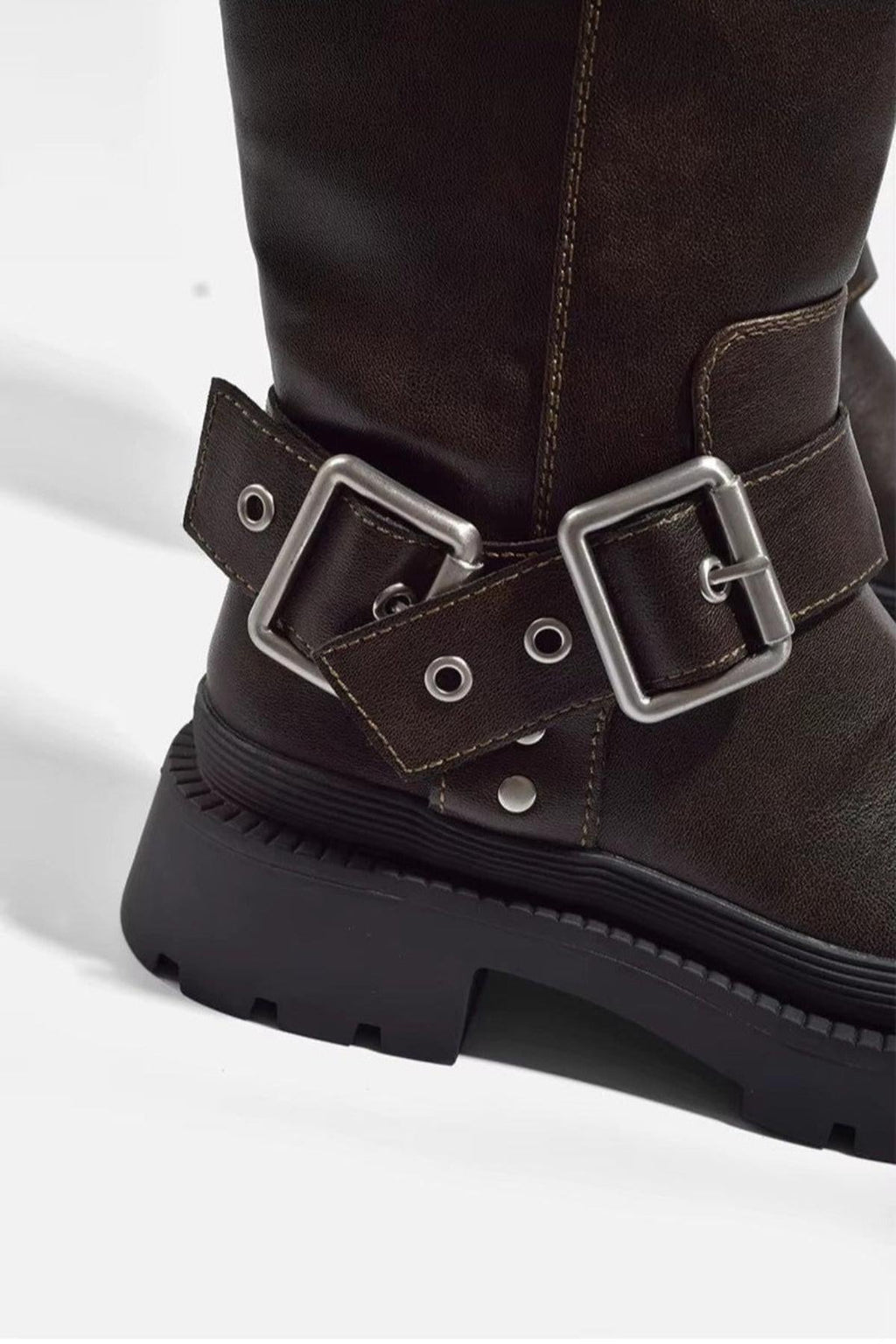 Greta | Alti Boots with Fibbie & Suola Chunky