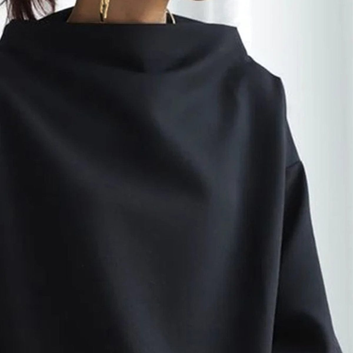Leda | Soft Knit Turtleneck Top with Comfortable Fit