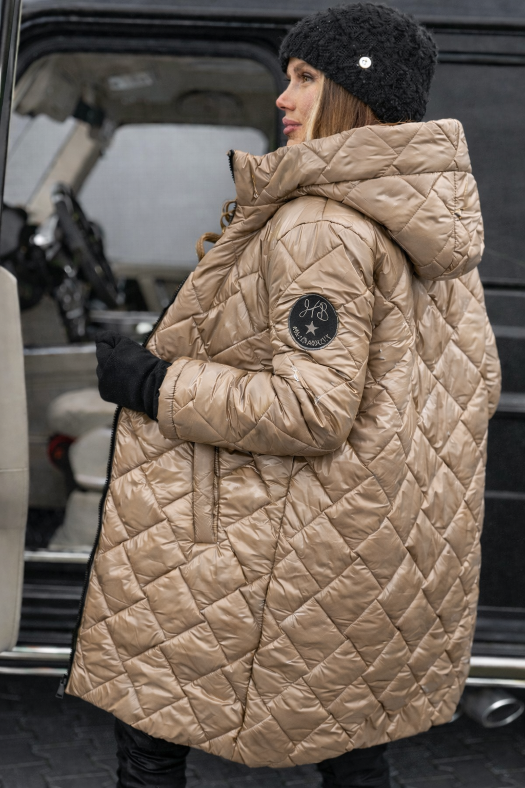 Natascia | Long Quilted Puffer Coat with Hood