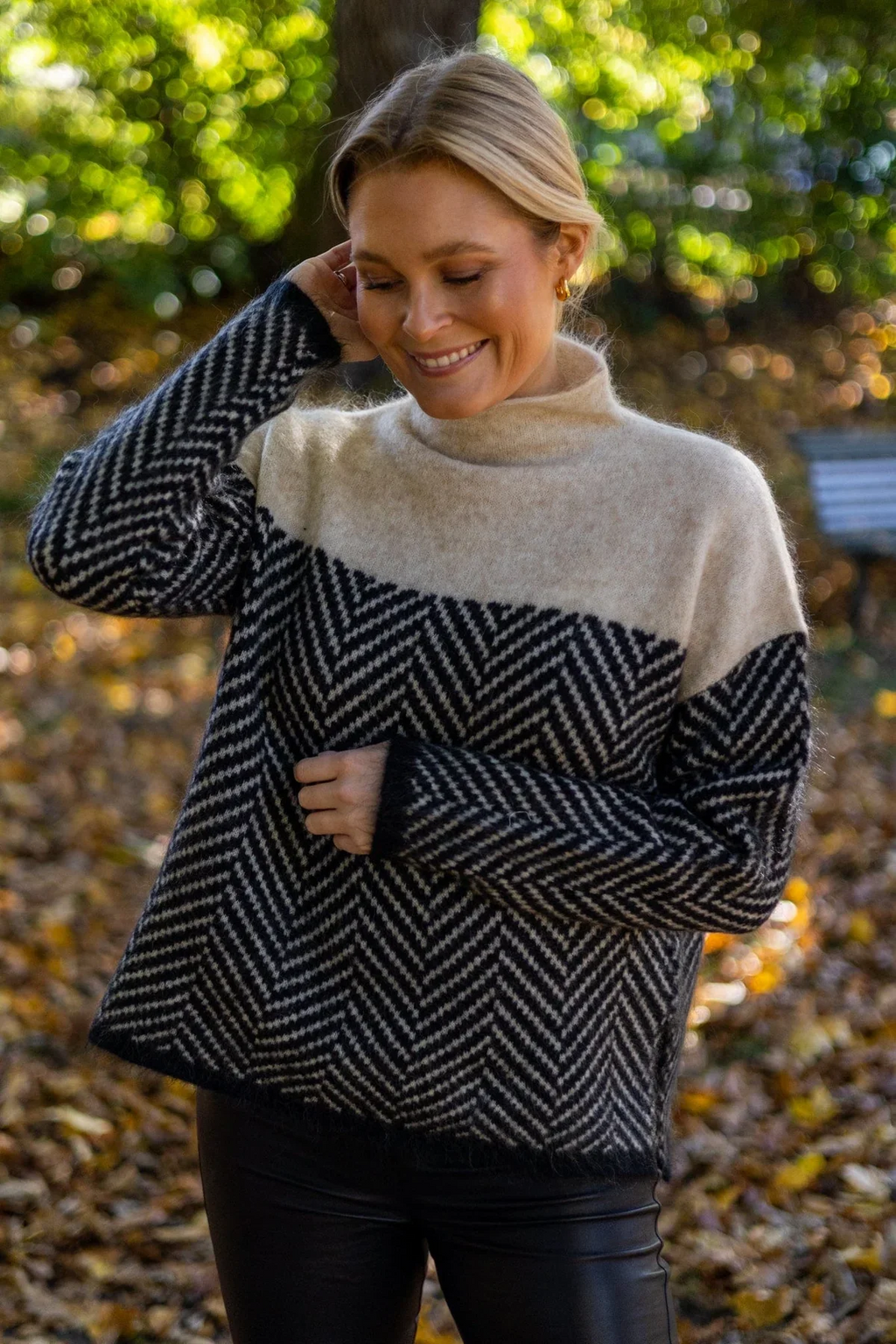 Milena | Sweater with Turtleneck with Motivo Chevron