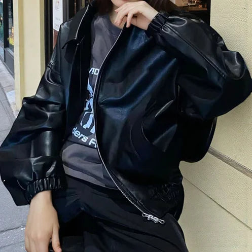 Pamela | Classic in Faux Leather Jacket