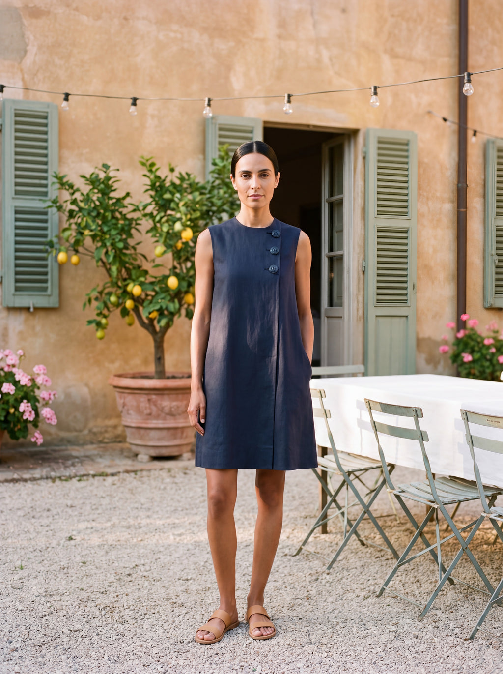 Aubrey | Mini Dress with Buttons Asimmetrici