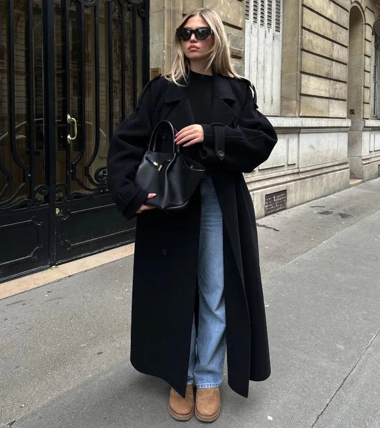 Laura | Double Coat-Breasted in Blend Wool
