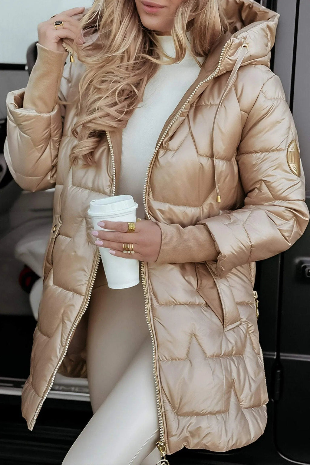 Sun | Glossy Hooded Puffer Coat