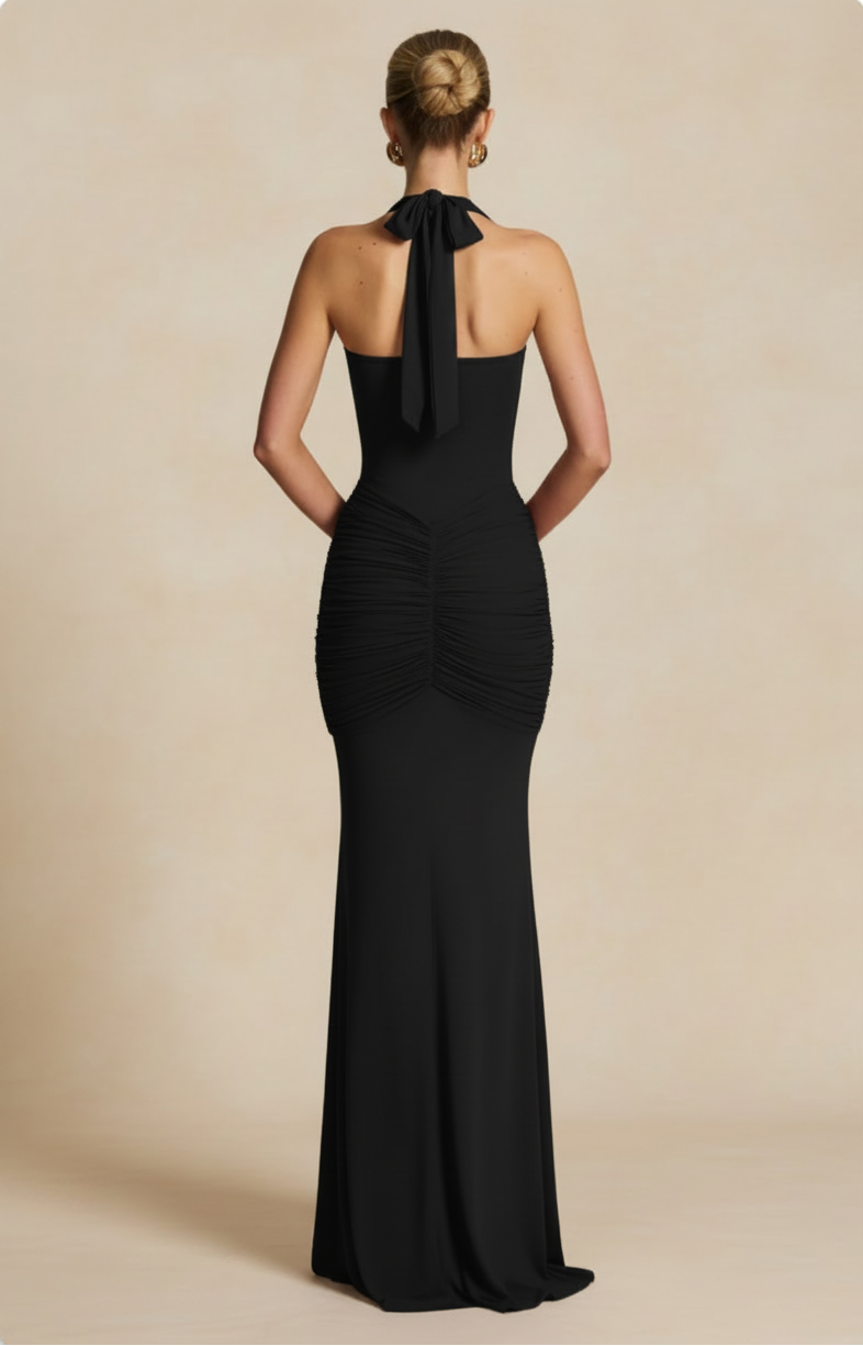 Seraphina | Ruched Silhouette Maxi Dress in Black