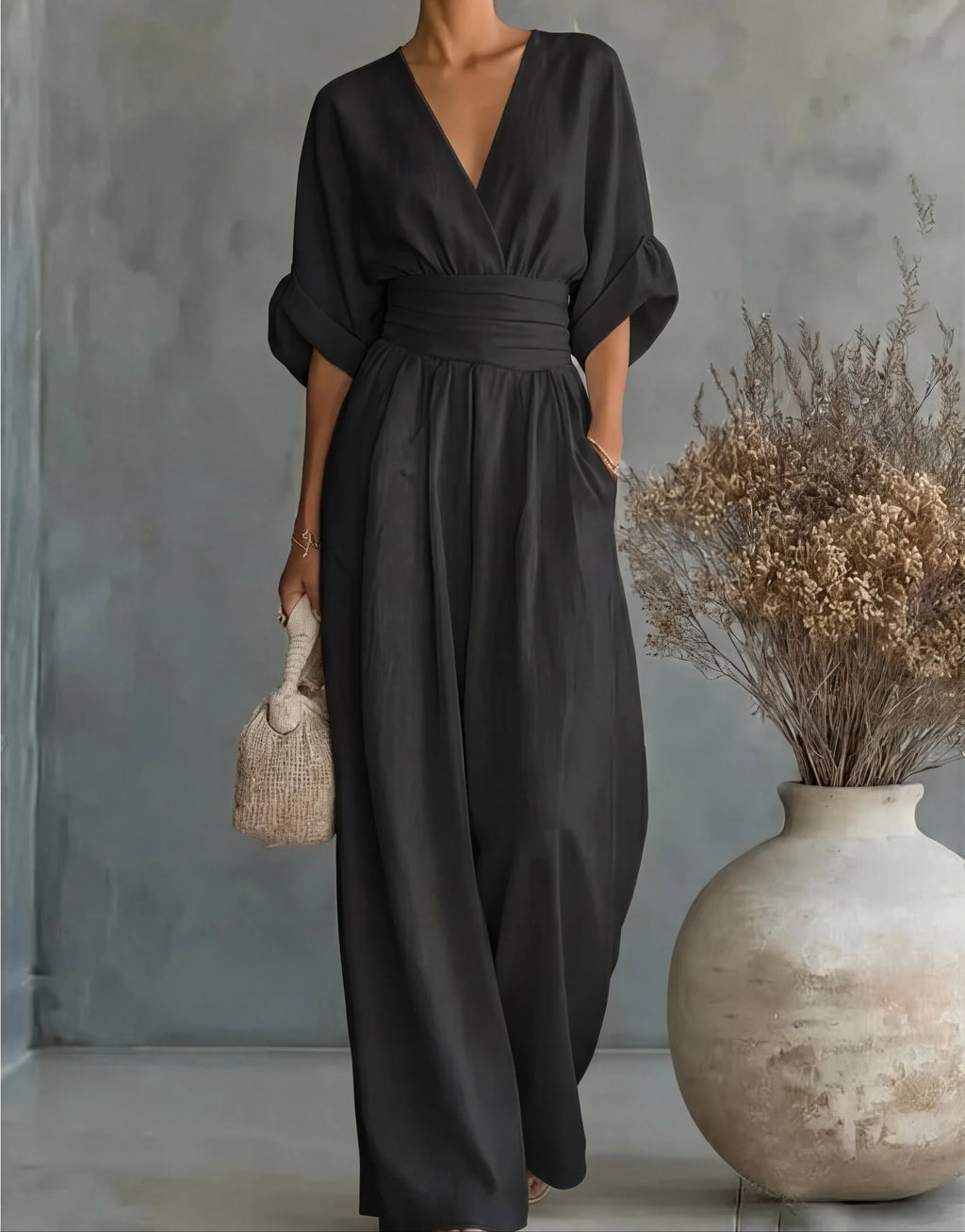Daniela | Elegant V-Neck Wide-Leg Jumpsuit