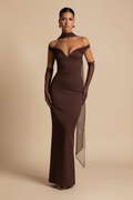 Selene | Off-Shoulder Maxi Dress in Chocolate