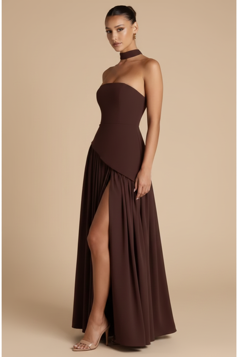 Valeria – Maxi Strapless Slit Elegant Brown Dress