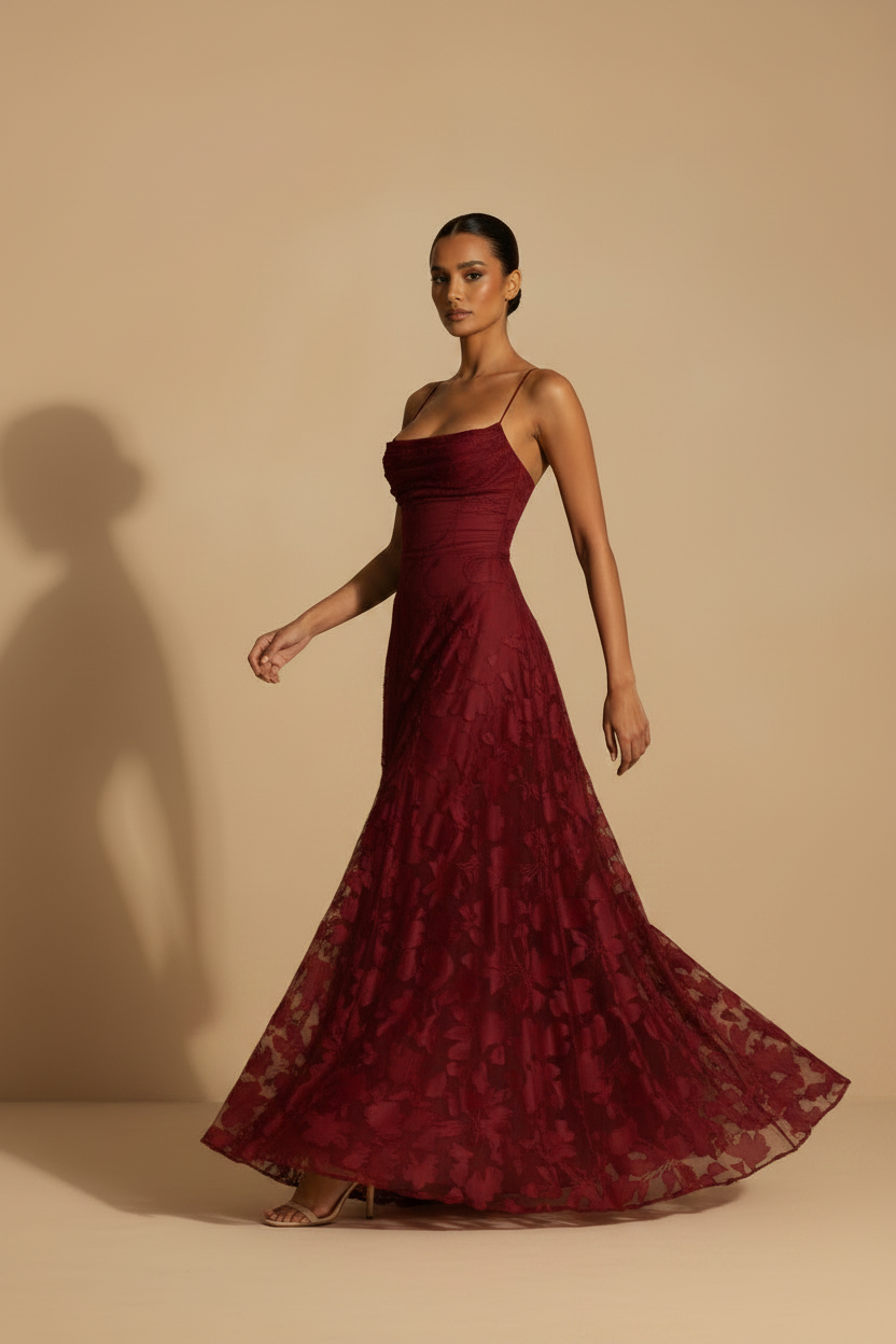 Francesca | Long Lace Fitted Dress in Burgundy