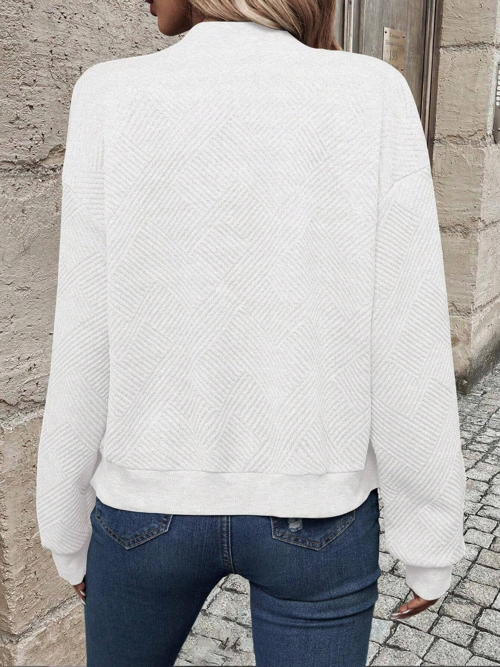 Onorata | Lightweight Textured Bomber Jacket with Zip